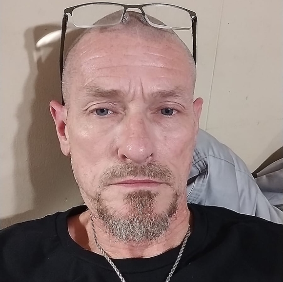 Meet your Posher, Chuck - Picture 1 of 1